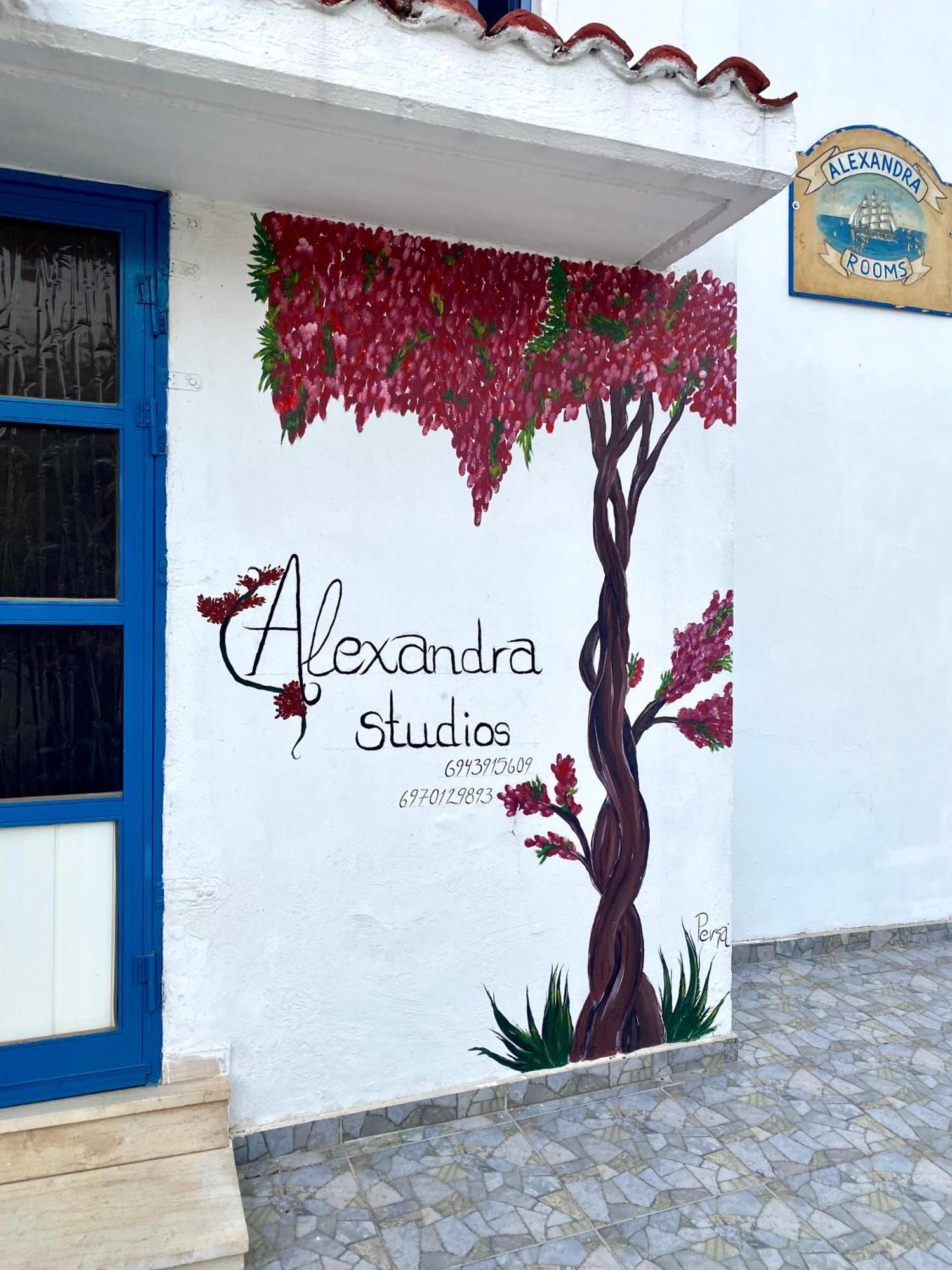 Alexandra Studios Neos Pirgos Exterior photo